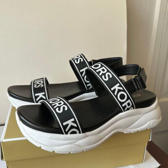NEW MICHAEL KORS LOGO CHANKY SANDALS in BLACK & WHITE SIZE 10 - Picture 1 of 4